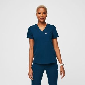 Figs Catarina™ One-Pocket Scrub Top-Dark Harbor